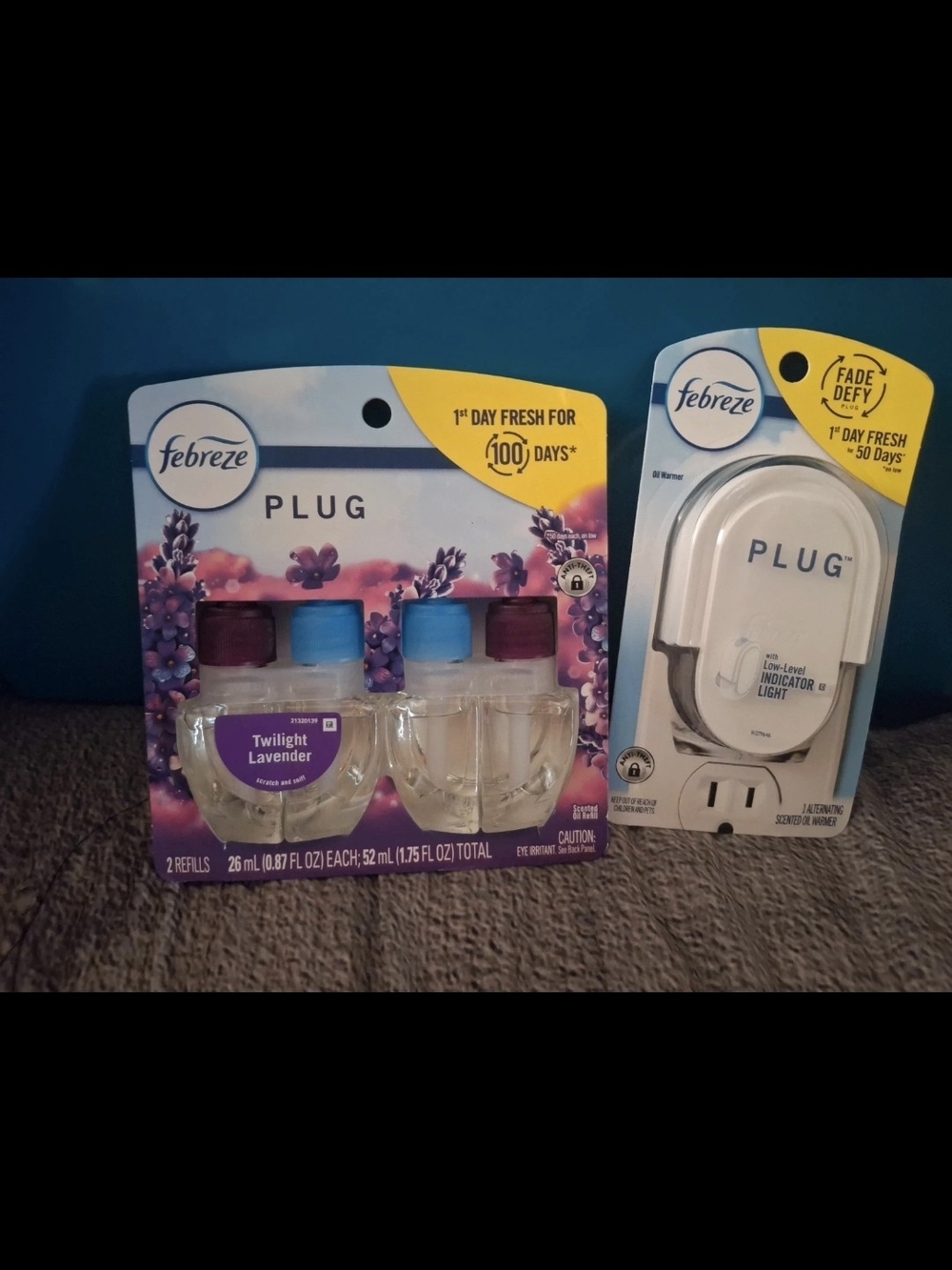 Febreze Plug Twilight Lavender Refill Pack with White Plug Unit